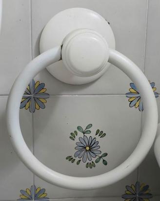 Arredo bagno vintage bianco