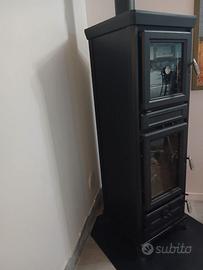 Stufa a legna con forno Thermorossi  modello Anna
