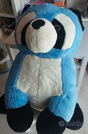 enorme peluche procione