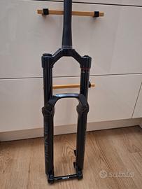 Rock shox lyric 29 boost 160 NUOVA