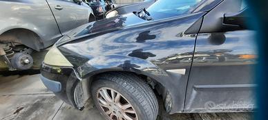 RENAULT MEGANE 2008 - PARAFANGO SINISTRO