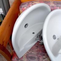  2 Lavabi in Ceramica Completi di Colonna e Rub.