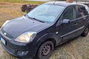 Ford Fiesta 1.6  tdci 90 cv 5p