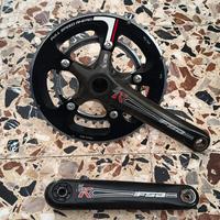 Guarnitura compact FSA carbonio