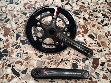 Guarnitura compact FSA carbonio