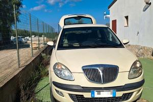 Lancia ypsilon 1.3 69 cavalli