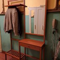 mobile per ingresso in legno