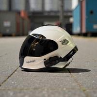 Coppia di caschi Shark x Troy Lee design