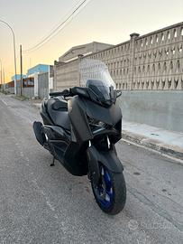 Yamaha xmax 125