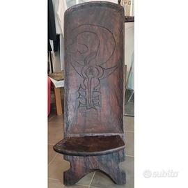 Sedia Africana scultorea intagliaata a mano Kenya