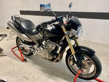Honda hornet 600cc