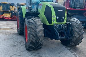 Claas AXION 850 usato