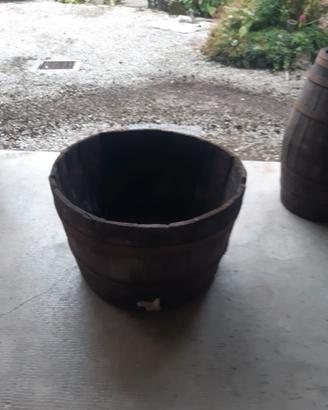 Tino in legno usata per uva circa 80 litri