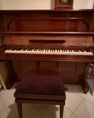 Pianoforte a muro