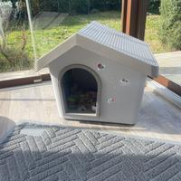 Cuccetta da esterno/interno per gatti o cani