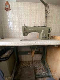 Macchina da cucire industriale Necchi