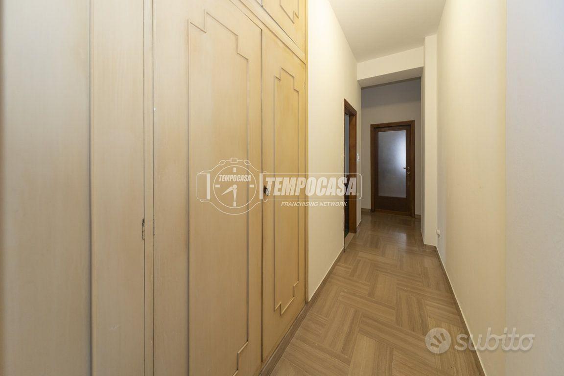 AMPIO QUADRILOCALE IN ZONA PALLOTTA - Vista 6