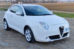 Alfa Romeo MiTo 1.6 JTDm 16V Distinctive Sport Pac