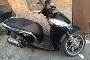 Honda sh300i abs