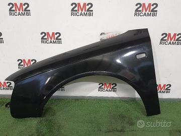 PARAFANGO ANTERIORE SINISTRO AUDI A4 Berlina (8E)