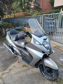 Honda silver Wing 400