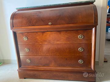 Trittico Classico:  - Elegante Secretaire a Cilind