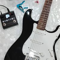 chitarra elettrica+ multi effetti+cassa BT 