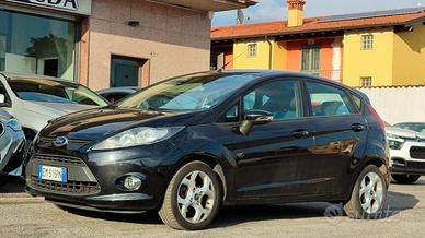FORD Fiesta 1.5 TDCi 70CV 5 porte