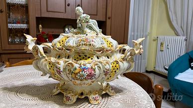 Centrotavola in  ceramica