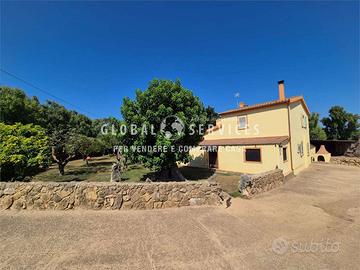 Casa colonica tra mare e natura pressi Porto Ferro