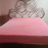 Letto matrimoniale con doghe