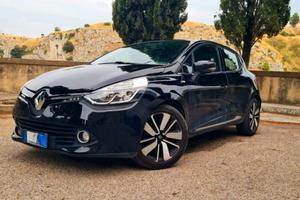 Renault Clio 1.5 dci buono stato usata