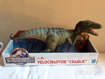jurassic world velociraptor charlie prima serie