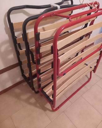 Lettini pieghevoli  rosso e nero con materassini