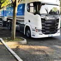 AUTOTRENO SCANIA R650 + RIMORCHIO MENCI
