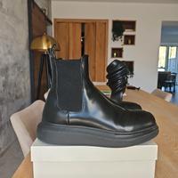 Stivaletti Alexander Macqueen size 43