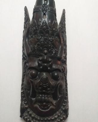 Maschera etnica