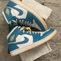 Jordan 1 Mid Blue