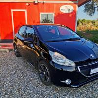 Peugeot 208 1.4 HDi 68 CV 5 porte Allure
