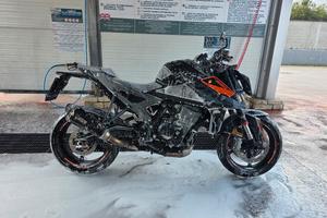 Ktm duke 990 2025 
