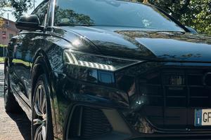 Audi Q8 Allestimento SQ8