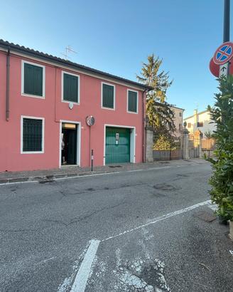 Casa a schiera 3 camere matrimoniali triplo garage