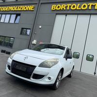RENAULT SCENIC per ricambi usati K9KN8