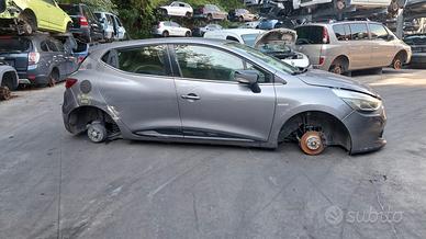 RENAULT CLIO 4 2015 SOLO PER RICAMBI