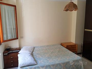 Stanza singola + bagno privato metro B