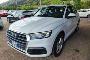 Audi Q5 40 TDI quattro S tronic Business Sport