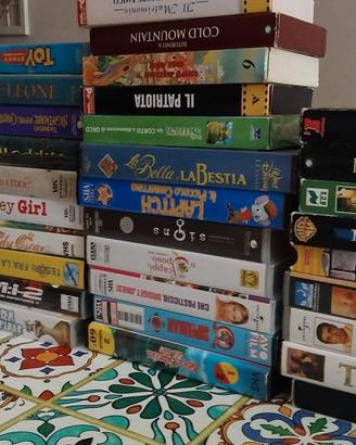 Lotto videocassette VHS – film cult e classici 