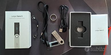 Ledger Nano S trasparente