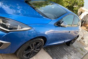 RENAULT Mégane 1.5 dCi 110CV Start&Stop Limited
