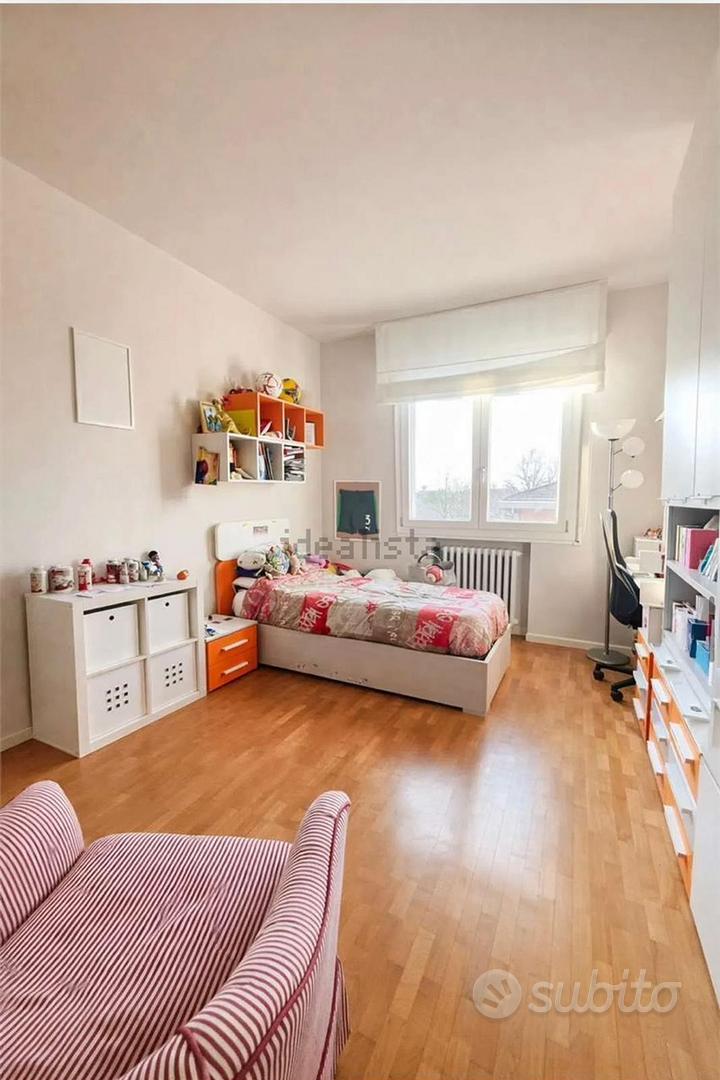Appartamento – RE - Vista 5